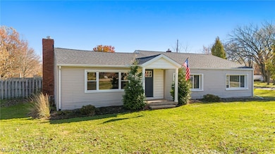 1301 N Main St, Amherst, OH 44001 - photo 2