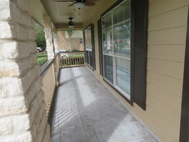 1490 Garden Lakes Dr, Friendswood, TX 77546 - photo 2