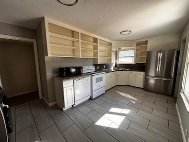 413 Wilma Dr, Corpus Christi, TX 78412 - photo 4