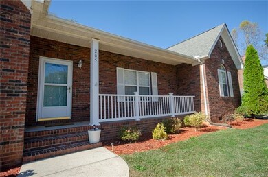 205 River Hill Rd, Statesville, NC 28625 - photo 5