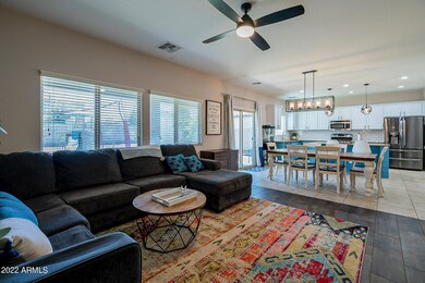 1471 W Apricot Ave, San Tan Valley, AZ 85140 - photo 4