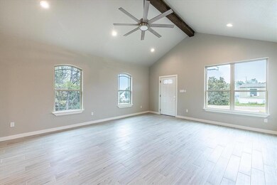 824 Arkansas River Dr, Granbury, TX 76048 - photo 5