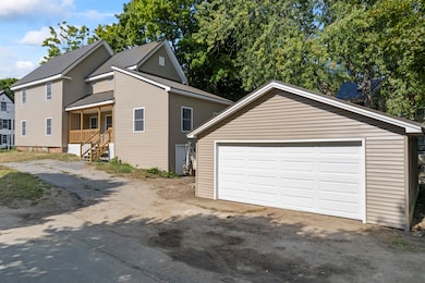 34 Harrison Ave, Gardiner, ME 04345 - photo 4