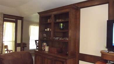 2008 Franklin Cir, Rosenberg, TX 77471 - photo 6