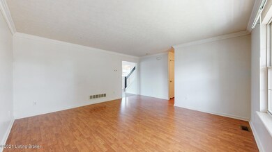 6000 Grandel Pointe Ct Louisville KY 402