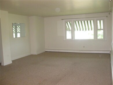 2nd floor Living room