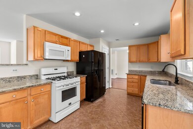 16910 Dovetail Ct, Dumfries, VA 22026 - photo 4