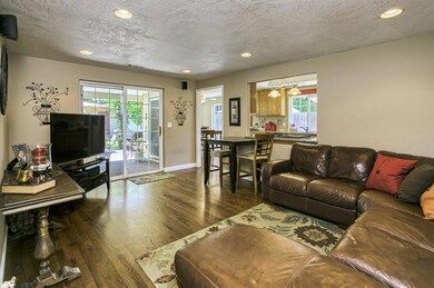 721 Annalee Dr, Central Point, OR 97502 - photo 7