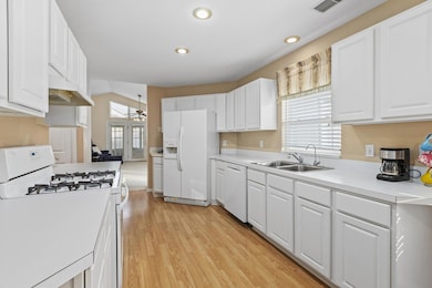 11101 Allendale Ct, Crown Point, IN 46307 - photo 2