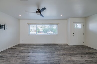 007_007_251111_42671_susan_circle_pd_fin