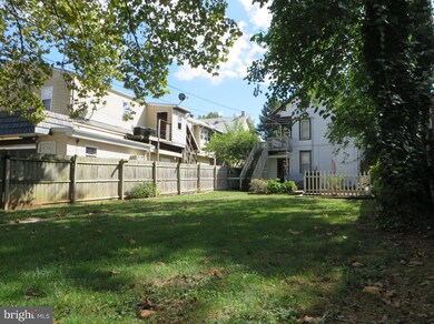 237 E Main St, Mechanicsburg, PA 17055 - photo 5