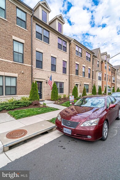 3722 Powell Ln, Falls Church, VA 22041 - photo 5