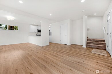 6315 W Beech St unit B, Everett, WA 98203 - photo 4