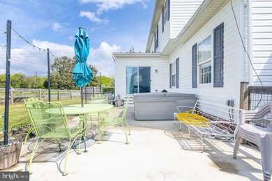 10027 Lindale Ave, Greencastle, PA 17225 - photo 4