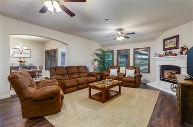 104 Springwood Ranch Loop, Springtown, TX 76082 - photo 5