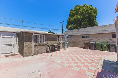 625 W Cherry St, Compton, CA 90222 - photo 4