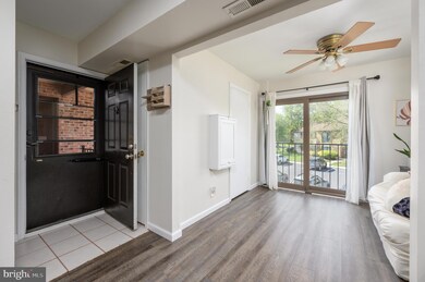 104B Sumac Ct unit 104B, Mount Laurel, NJ 08054 - photo 2