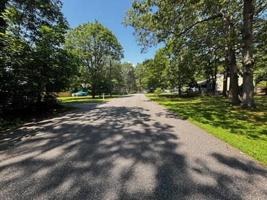 0 Holly Ln unit KEY894949, Shirley, NY 11967 - photo 2