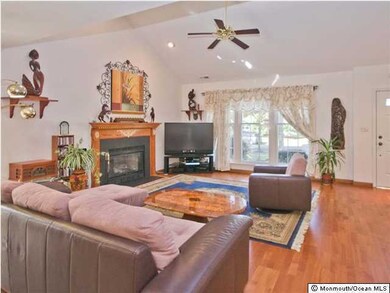 17 Hancock Ln, Manalapan, NJ 07726 - photo 3