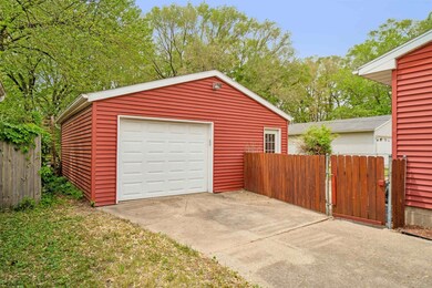 1645 Longfellow Ave, Waterloo, IA 50703 - photo 6