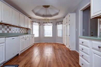 4043 W Portland St, Springfield, MO 65807 - photo 6