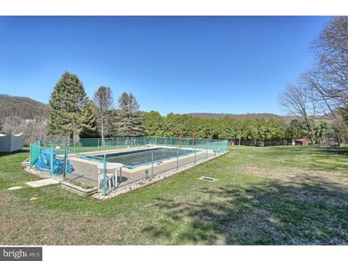 2859 Pricetown Rd, Temple, PA 19560 - photo 7