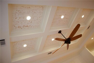 Living Room Tray Ceiling