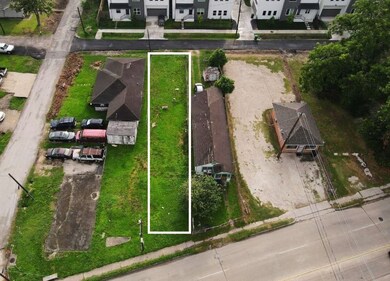 7805 N Main St, Houston, TX 77022 - photo 2