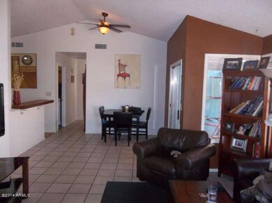 3143 E Michigan Ave - Living