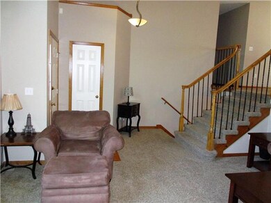 5533 Brownridge Dr, Shawnee, KS 66218 - photo 4