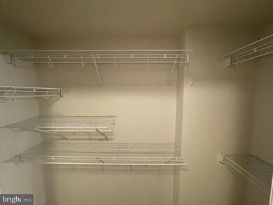 Clarendon 1021 unit 530, Arlington, VA 22201 - photo 6