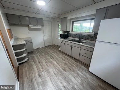 19 Gold St, Shamokin, PA 17872 - photo 5