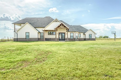 1330 County Street 2927, Tuttle, OK 73089 - photo 2