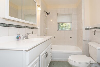 51 Wallace St, Somerville, MA 02144 - photo 5