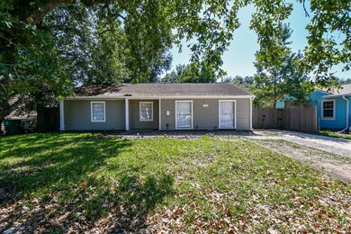 1723 W 43rd St, Houston, TX 77018 - photo 2