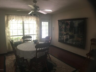 3626 Rendale Dr N, Jacksonville, FL 32210 - photo 6