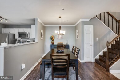 20410 Shore Harbour Dr unit 6N, Germantown, MD 20874 - photo 5