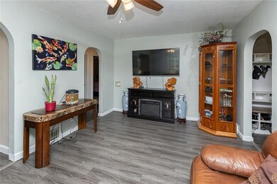 2808 Capitol Ave, Des Moines, IA 50317 - photo 6