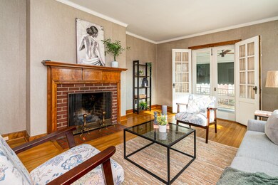 48 e Dunedin Rd-12