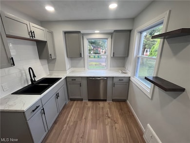 17409 Mapleboro Ave, Maple Heights, OH 44137 - photo 3