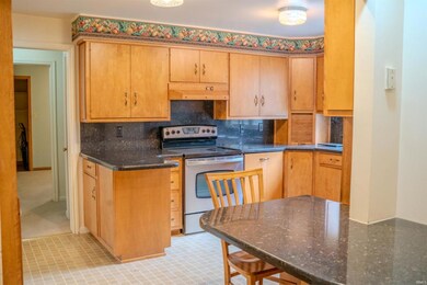 916 Elm Dr, West Lafayette, IN 47906 - photo 6