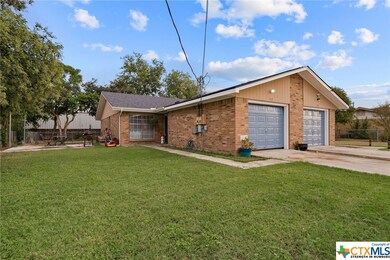 1312 Summerwood Dr, New Braunfels, TX 78130 - photo 2