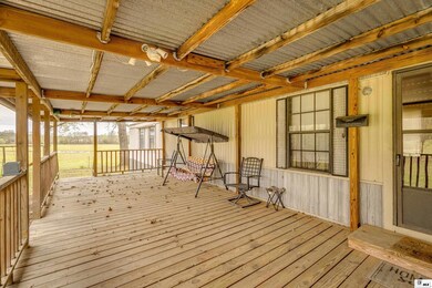 6136 Shelton Cutoff Rd, Bastrop, LA 71220 - photo 3