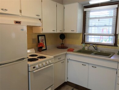2302 12th Ave Kitchen