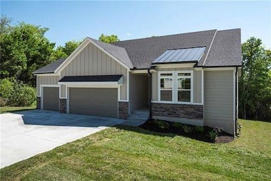 11808 E 231st St, Peculiar, MO 64078 - photo 3