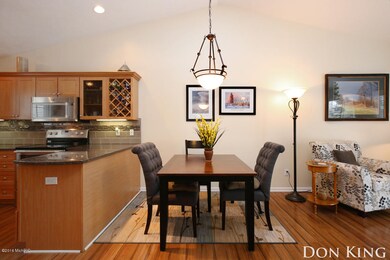 2039 Payton Ln NE unit 13, Grand Rapids, MI 49505 - photo 6