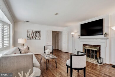 1010 Woods Place, Alexandria, VA 22302 - photo 4