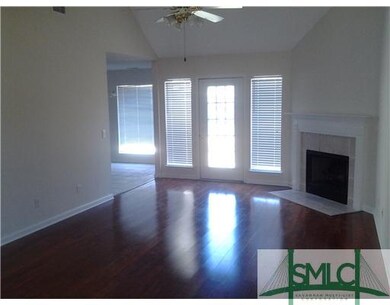 Living Room. Feel the Open Space!