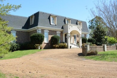 2492 Old Natchez Trace, Franklin, TN 37069 - photo 2