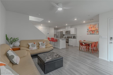 9938 Apricot Hills St, Las Vegas, NV 89141 - photo 3